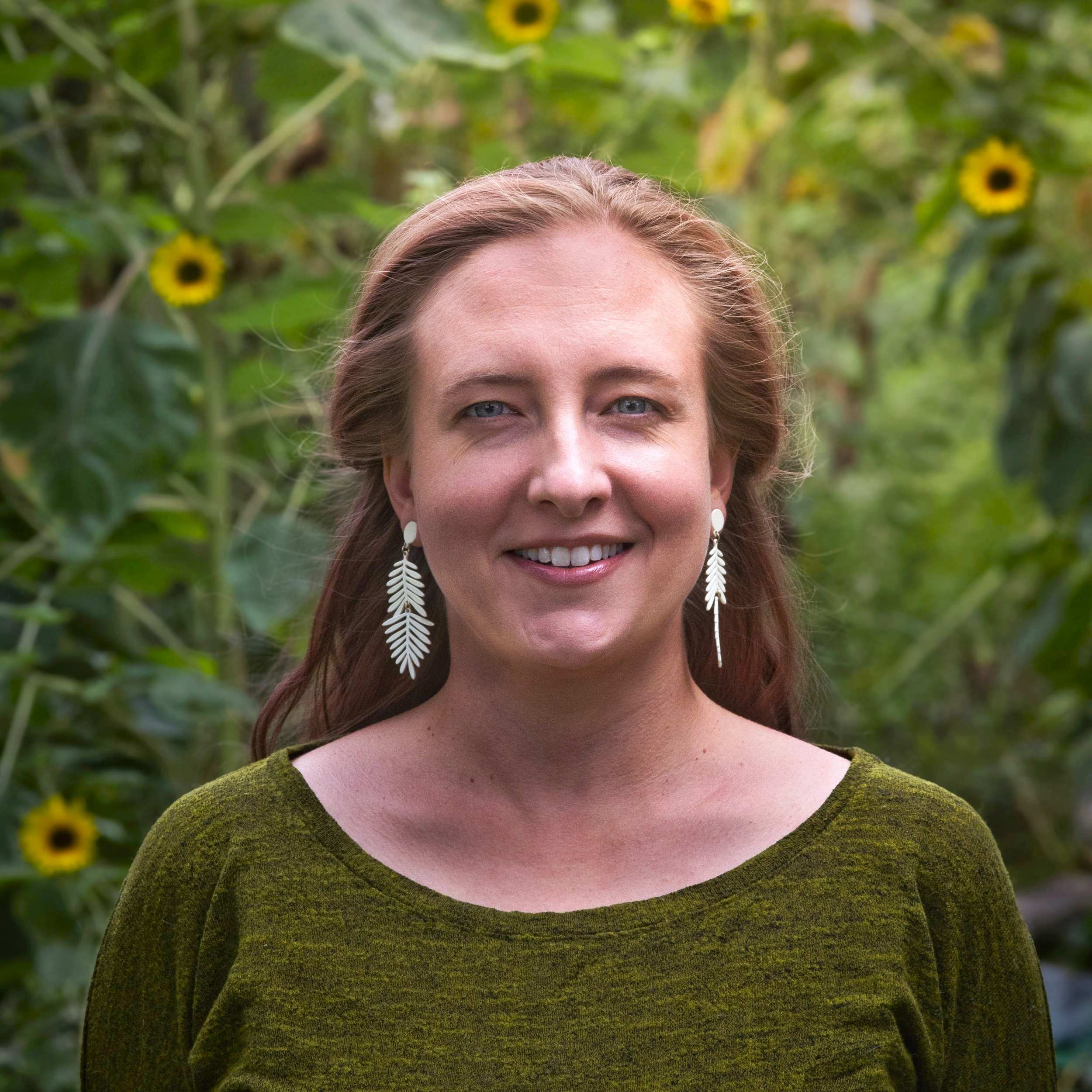 Elisabeth Spratt (she/her)